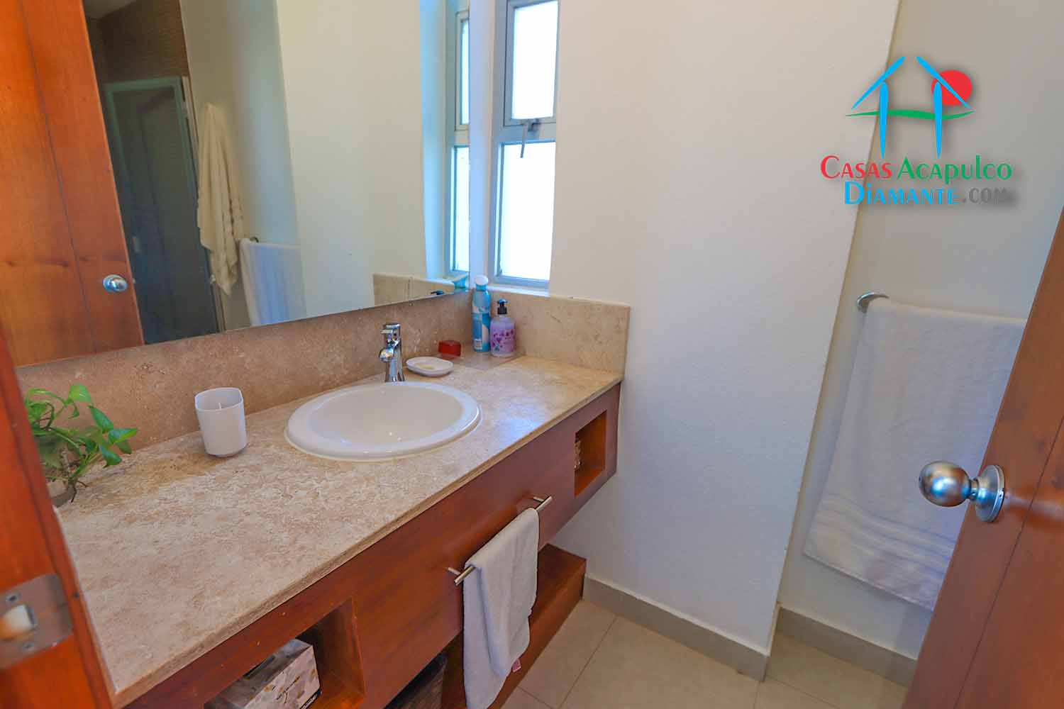 Mayan Lakes MT2 204 - Recámara principal 5